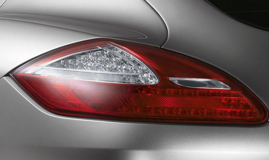  Porsche Panamera 2009 года  (фото 132 из 144)